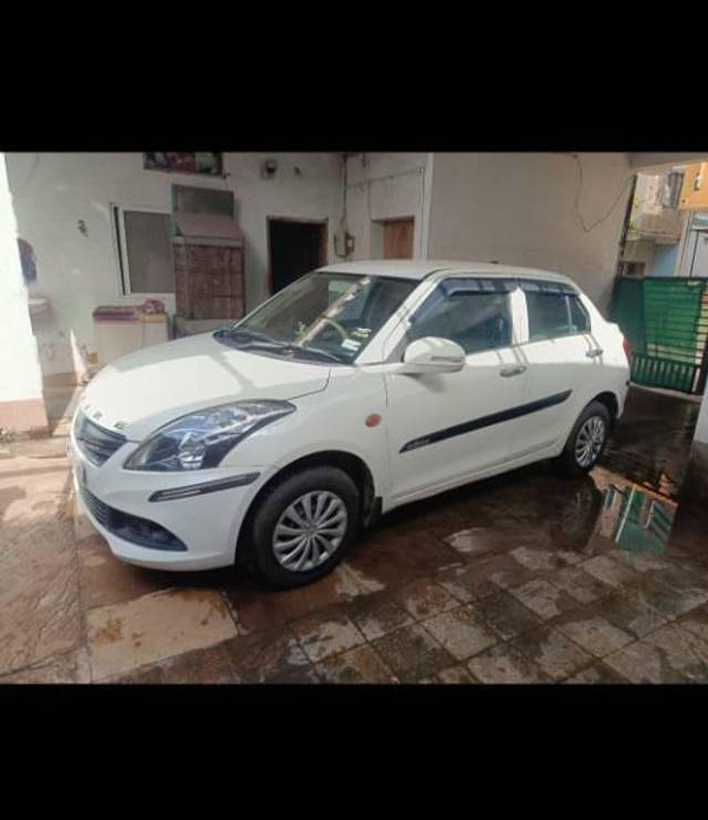 https://images10.gaadi.com/usedcar_image/4604159/original/processed_55800faa-2802-451e-8f3e-df4c76574e47.jpg?imwidth=6401