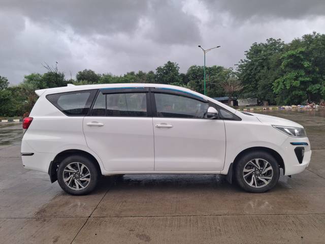 https://images10.gaadi.com/usedcar_image/4604264/original/157f01d1873239b84b485a5f7231211a.jpg?imwidth=6401