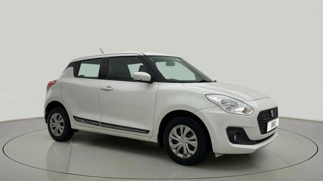 https://images10.gaadi.com/usedcar_image/4604270/original/4b6a5ed441bfe43c42ce6f655e4dffb1.jpg?imwidth=6400