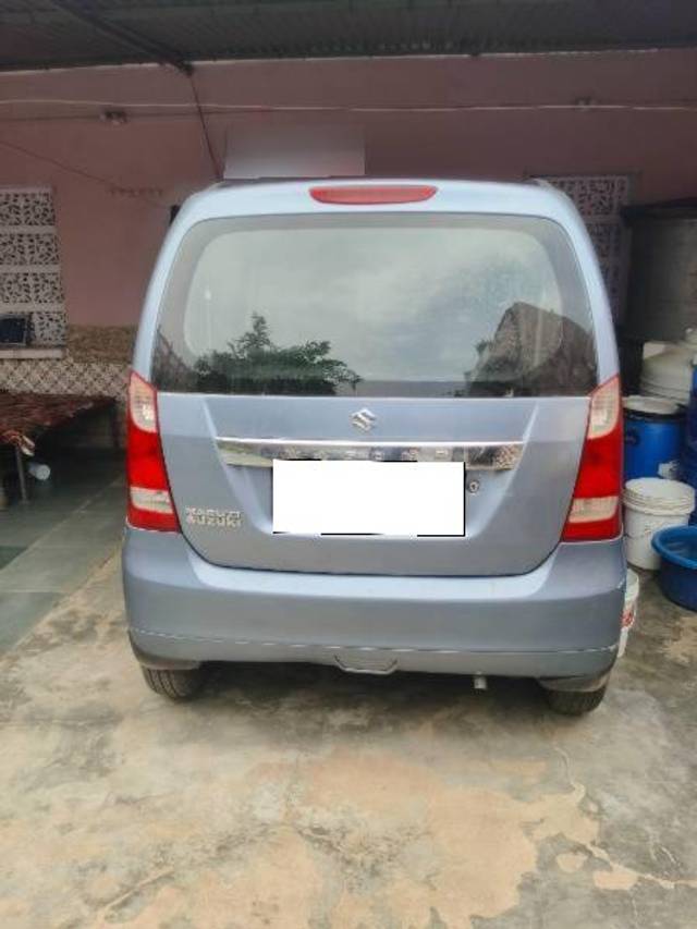https://images10.gaadi.com/usedcar_image/4604271/original/processed_a3be0d07-5c32-4c05-92b2-71e05cf1b25f.jpg?imwidth=6402