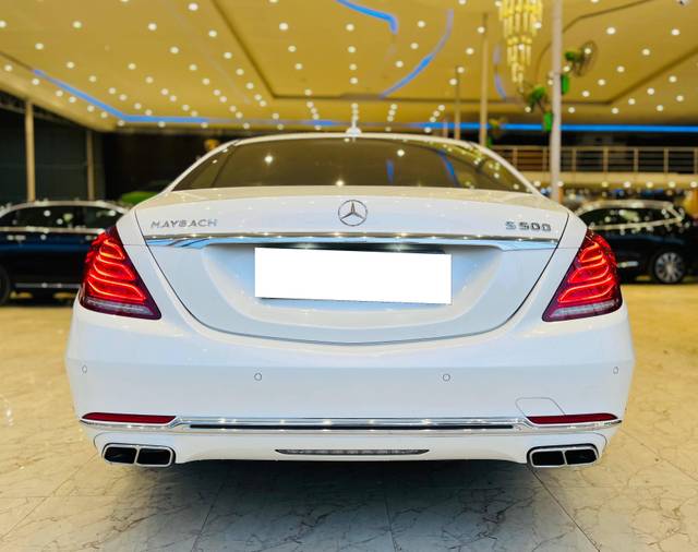 https://images10.gaadi.com/usedcar_image/4604339/original/processed_0b3601b5693e84f70f4a0d69433621aa.jpg?imwidth=6401