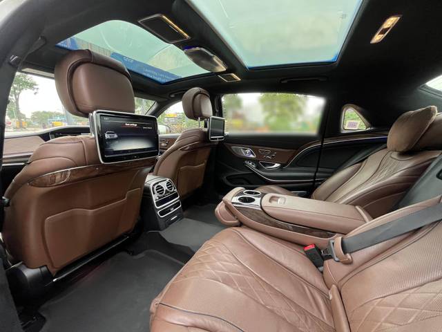 https://images10.gaadi.com/usedcar_image/4604339/original/processed_d7b4adbe84ed7d778c78eb23005486a8.jpg?imwidth=6400
