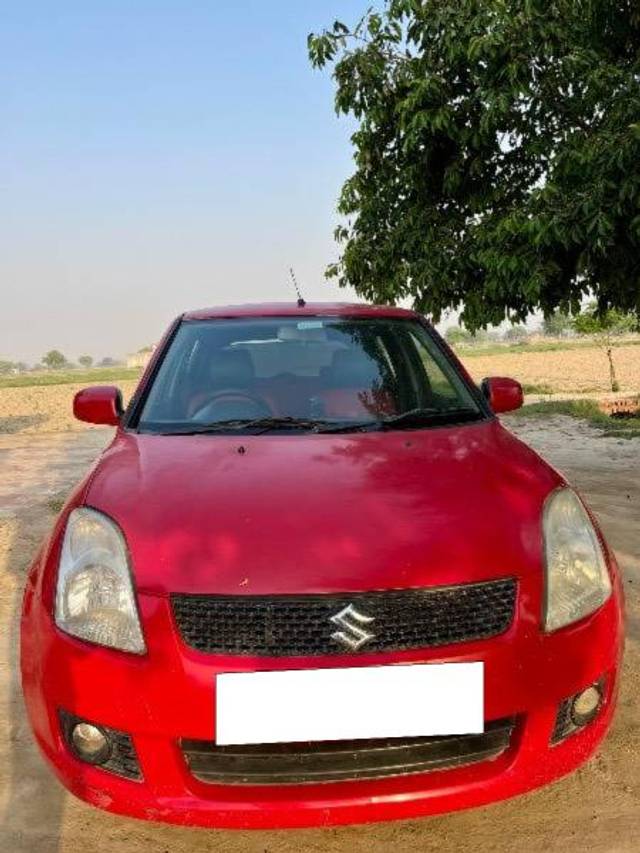 https://images10.gaadi.com/usedcar_image/4604348/original/processed_378b1e5c-de00-424e-86f9-c5f08cdedcae.jpeg?imwidth=6400