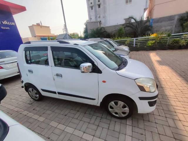 https://images10.gaadi.com/usedcar_image/4604366/original/processed_f70ba91b-65ca-43fa-a1ac-0cd220c348bc.jpg?imwidth=6400