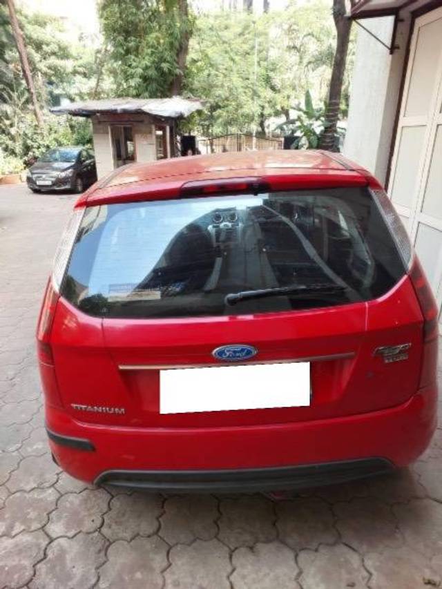 https://images10.gaadi.com/usedcar_image/4604374/original/processed_e47a308c-cbfe-4eac-8d3a-e62dd95ad387.jpeg?imwidth=6402