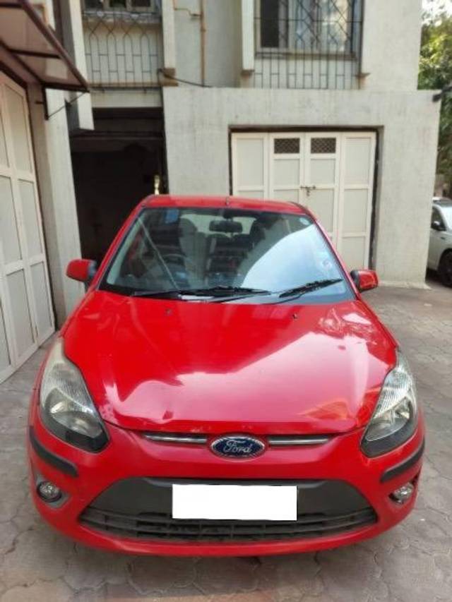 https://images10.gaadi.com/usedcar_image/4604374/original/processed_ec9e82a7-f4b1-4db2-b857-aeb8dc5cedc7.jpeg?imwidth=6400