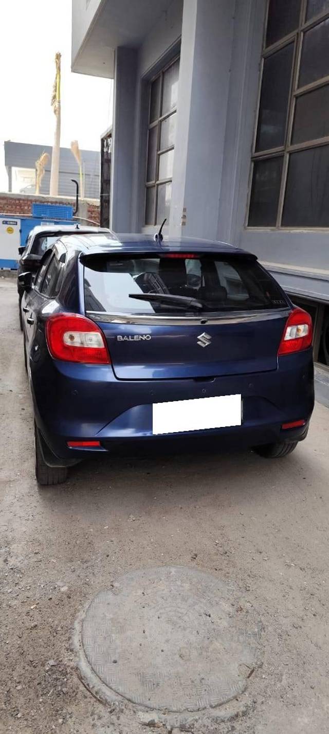https://images10.gaadi.com/usedcar_image/4604410/original/processed_ea9f7437-cf63-4cc0-abf2-a3b22b26a1a6.jpg?imwidth=6400