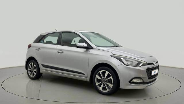 https://images10.gaadi.com/usedcar_image/4604426/original/e4ee1acbb9ef89eb417b42ff5932cd03.jpg?imwidth=6400
