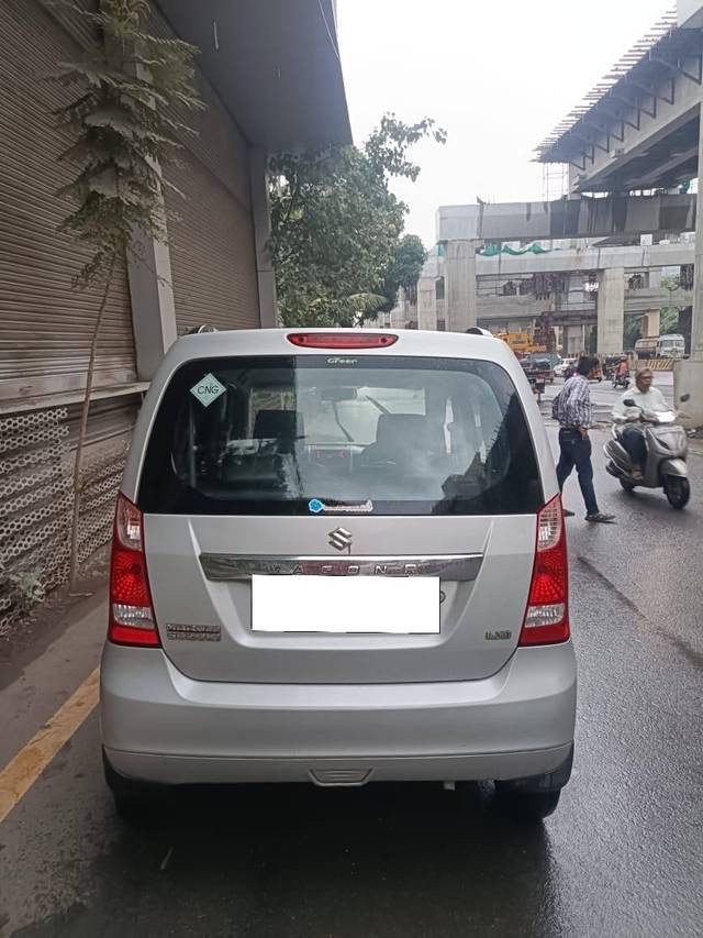 https://images10.gaadi.com/usedcar_image/4604427/original/processed_1c85e884-e9a8-4c00-a32b-19465bab34cb.jpg?imwidth=6401