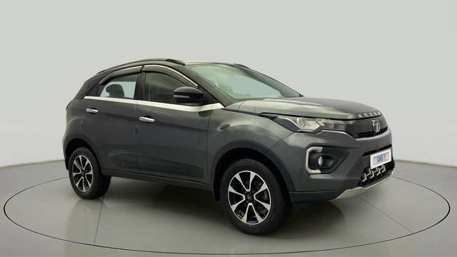 https://images10.gaadi.com/usedcar_image/4604428/original/518febb6f30dac154126647496bf826e.jpg?imwidth=6400