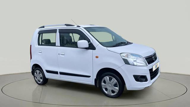 https://images10.gaadi.com/usedcar_image/4604436/original/02b4cd702c4da0531dd68623a8fb56ee.jpg?imwidth=6400