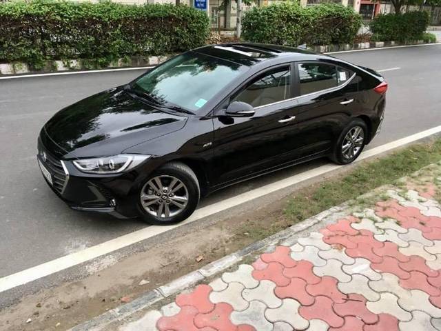 https://images10.gaadi.com/usedcar_image/4604439/original/processed_c85db15e-7517-4c49-be5e-1780c151bf5a.jpeg?imwidth=6400