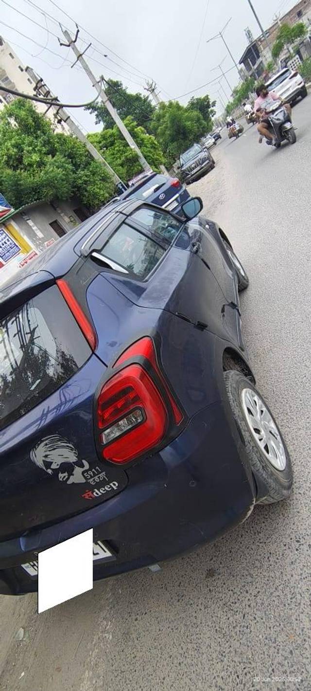 https://images10.gaadi.com/usedcar_image/4604483/original/processed_1413d1cb-5fbd-4759-91ed-93a06924756d.jpg?imwidth=6400