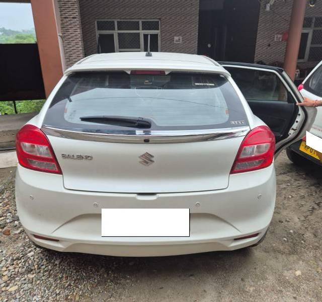 https://images10.gaadi.com/usedcar_image/4604488/original/processed_01ab8b58-1c8f-4fe5-9f7b-3a592dff3af0.jpg?imwidth=6400