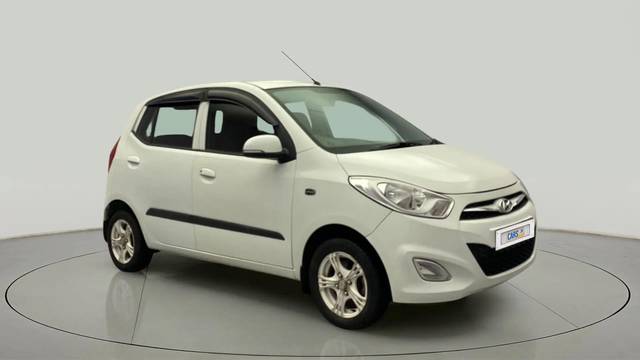 https://images10.gaadi.com/usedcar_image/4604522/original/ba5396fa1eb0e5d285bf64f43c8ad281.jpg?imwidth=6400