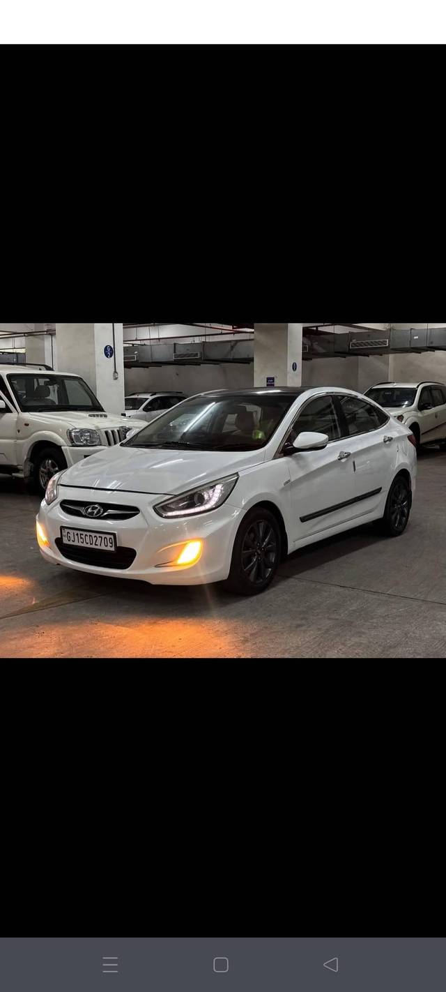 https://images10.gaadi.com/usedcar_image/4604594/original/processed_8aa11e29bcc395daedc08b7f619123ed.jpg?imwidth=6402