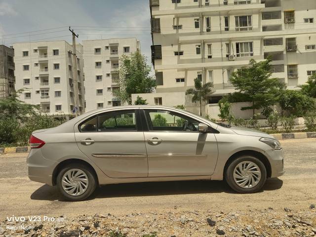 https://images10.gaadi.com/usedcar_image/4604606/original/processed_7f094cd34e2a7f7b1d05377795a9c527.jpg?imwidth=6401