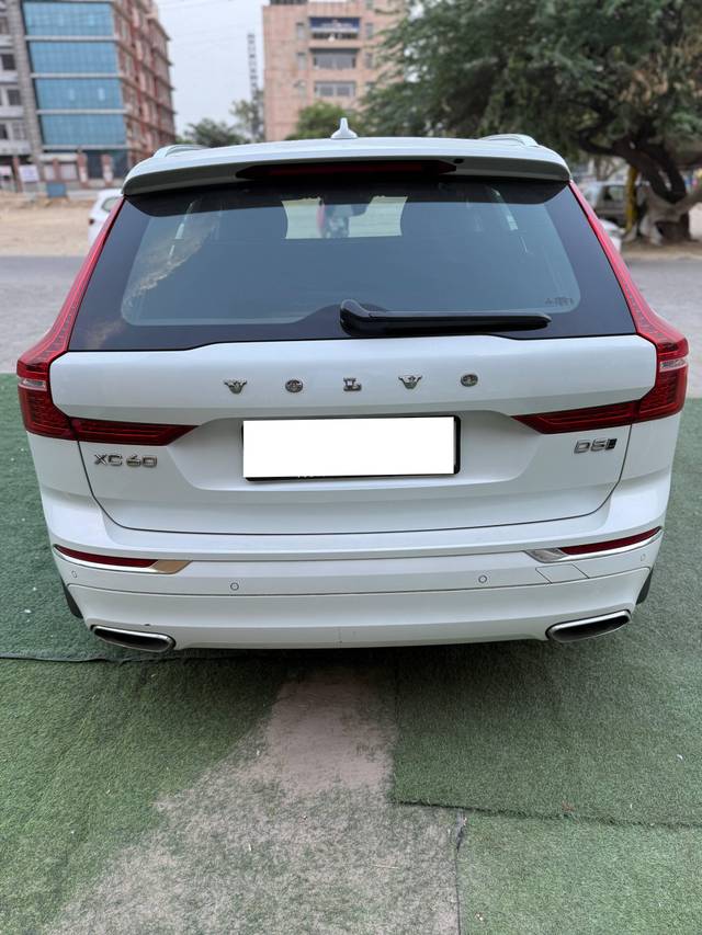 https://images10.gaadi.com/usedcar_image/4604608/original/processed_8febe82d-b068-4f70-8660-81a31e28566b.jpg?imwidth=6401