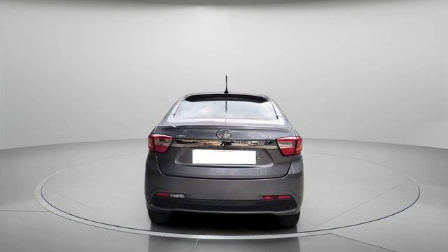 https://images10.gaadi.com/usedcar_image/4604623/original/processed_38158249-47d9-4d3f-8aa9-6bf90caab57d.jpg?imwidth=6401
