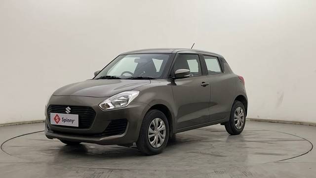 https://images10.gaadi.com/usedcar_image/4604634/original/f2bc608fc36dc4d65abd79a14b0e1210.JPG?imwidth=6400