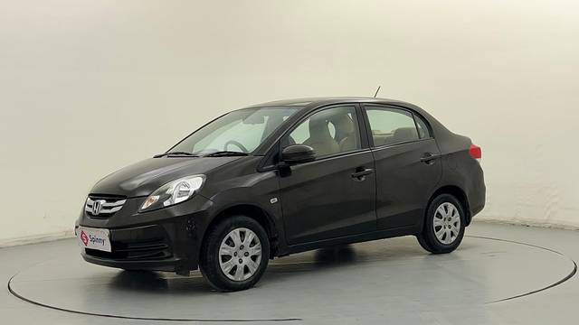 https://images10.gaadi.com/usedcar_image/4604679/original/6044b26428072945c151f315b30a767e.JPG?imwidth=6400