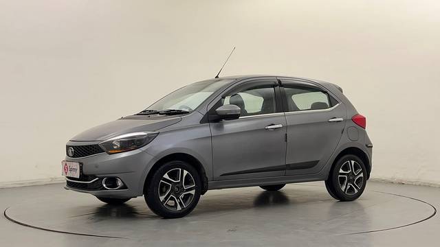 https://images10.gaadi.com/usedcar_image/4604682/original/87f718383f765ff6b4e4848a6df8470c.JPG?imwidth=6400