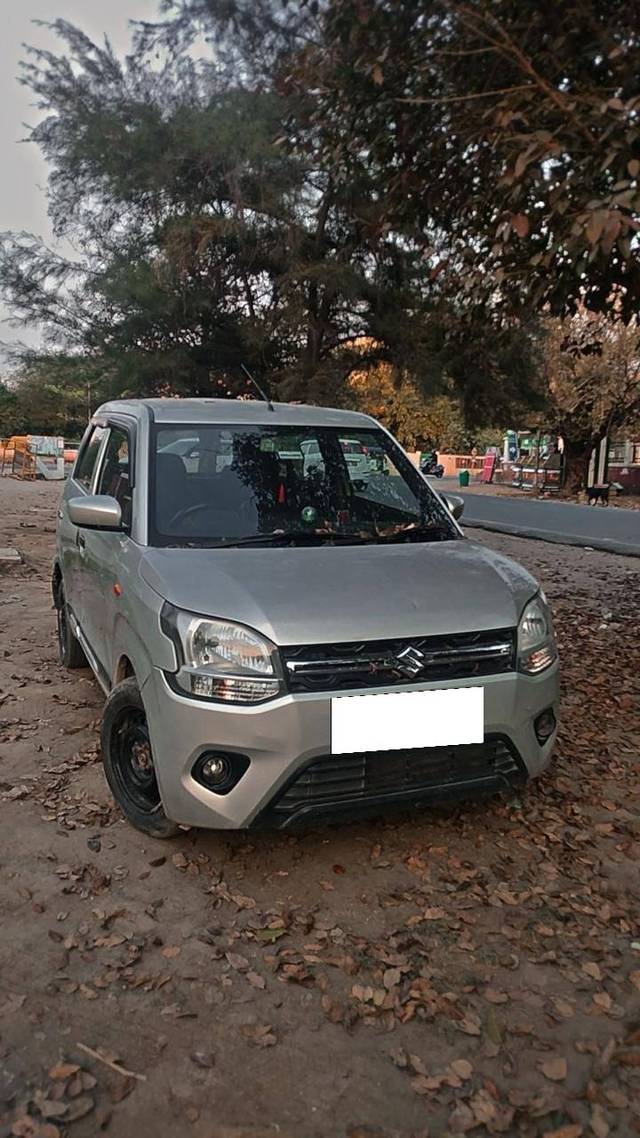 https://images10.gaadi.com/usedcar_image/4604703/original/processed_f0b723c5-0d78-40fe-9935-d230abbc4746.jpg?imwidth=6401