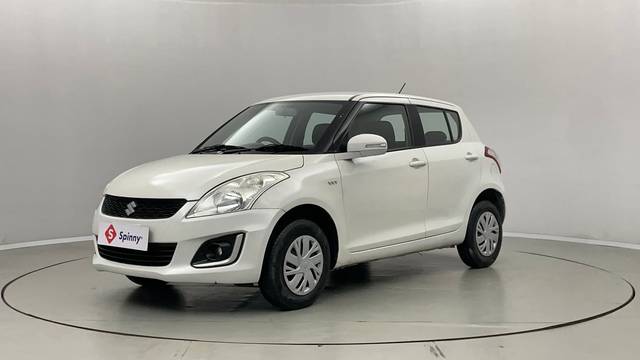 https://images10.gaadi.com/usedcar_image/4604729/original/2fc04af742535d16145b82ed65f3e2eb.JPG?imwidth=6400