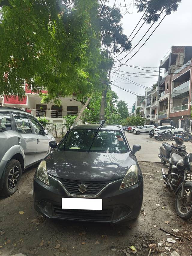 https://images10.gaadi.com/usedcar_image/4604742/original/processed_5b9ad806-3e60-4c48-a3e0-666476177ac8.jpg?imwidth=6402