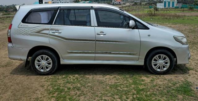 https://images10.gaadi.com/usedcar_image/4604760/original/processed_0ded7139-e257-4df7-9868-14b54b497d30.jpg?imwidth=6401