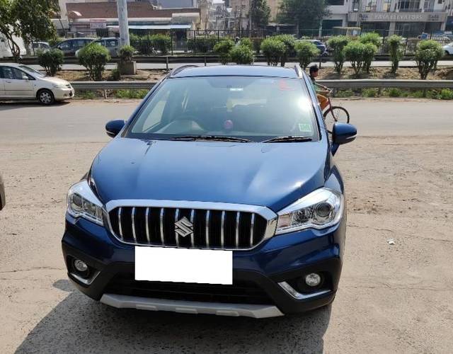 https://images10.gaadi.com/usedcar_image/4604773/original/processed_232969ff-b885-4977-a981-9a7af8027070.jpg?imwidth=6400