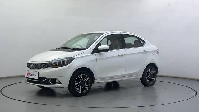 https://images10.gaadi.com/usedcar_image/4604816/original/d054b9298dccd8c9549997327ed3c224.JPG?imwidth=6400