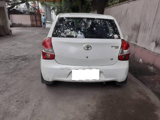 https://images10.gaadi.com/usedcar_image/4604848/original/processed_1977642a-4d2b-40f2-a2a8-ec3ea8294f4d.jpg?imwidth=6401