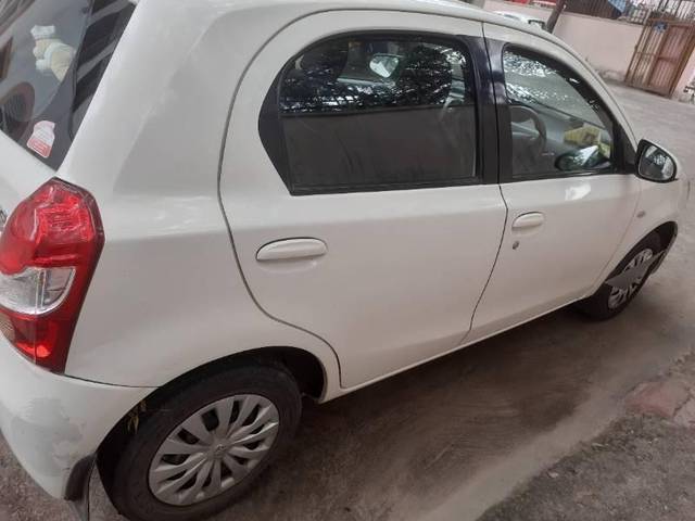 https://images10.gaadi.com/usedcar_image/4604848/original/processed_5f744ba2-8078-4219-8572-aabde3c1a4b3.jpg?imwidth=6400