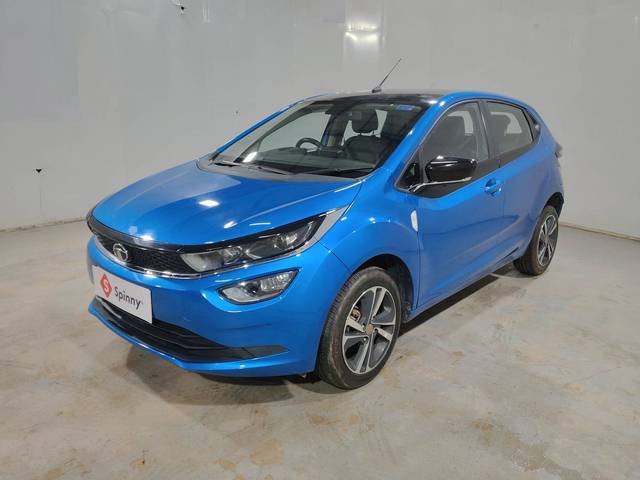 https://images10.gaadi.com/usedcar_image/4604868/original/287a4c3e60119796e6d7e8d8e19a28e1.jpg?imwidth=6400