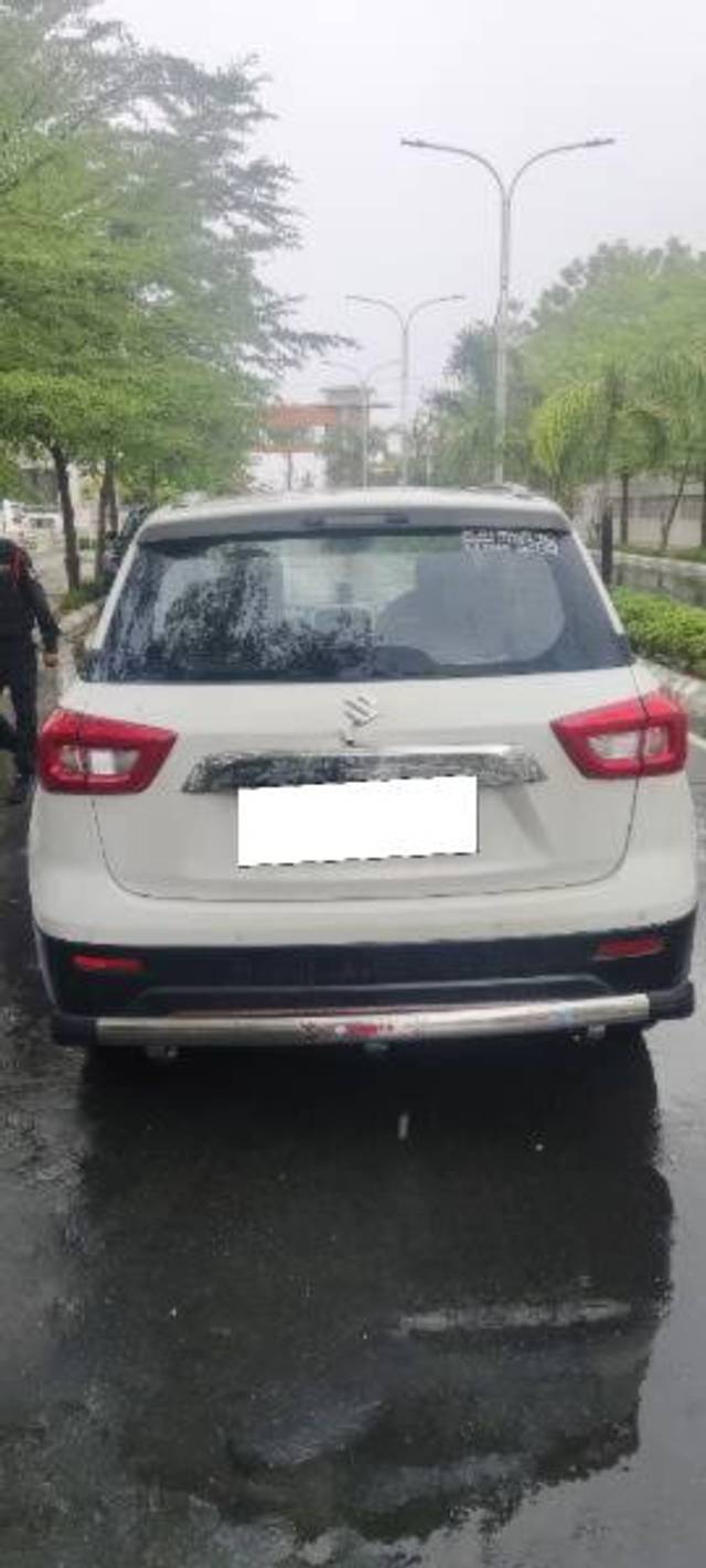 https://images10.gaadi.com/usedcar_image/4604899/original/processed_ce9bcf28-a1b8-421f-8b12-d8d47aa79b12.jpg?imwidth=6401
