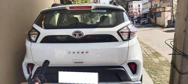 https://images10.gaadi.com/usedcar_image/4604948/original/processed_dddab345-1f62-4c1d-b803-febeb554b1f7.jpeg?imwidth=6401