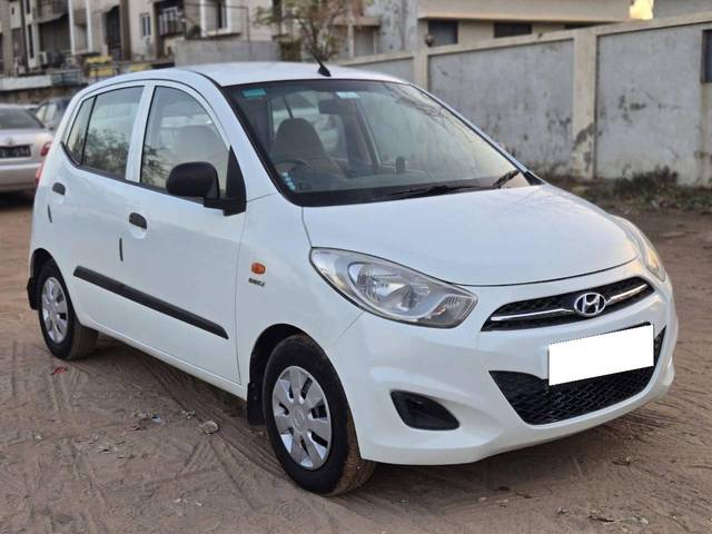 https://images10.gaadi.com/usedcar_image/4604989/original/processed_bc6db60b34750d73bfba3d255d9f2061.jpg?imwidth=6400