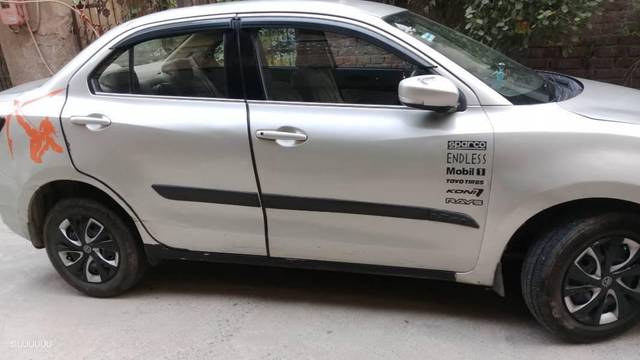https://images10.gaadi.com/usedcar_image/4604995/original/processed_45db0aad-93dd-4bd9-8617-0bde911fbdad.jpg?imwidth=6401