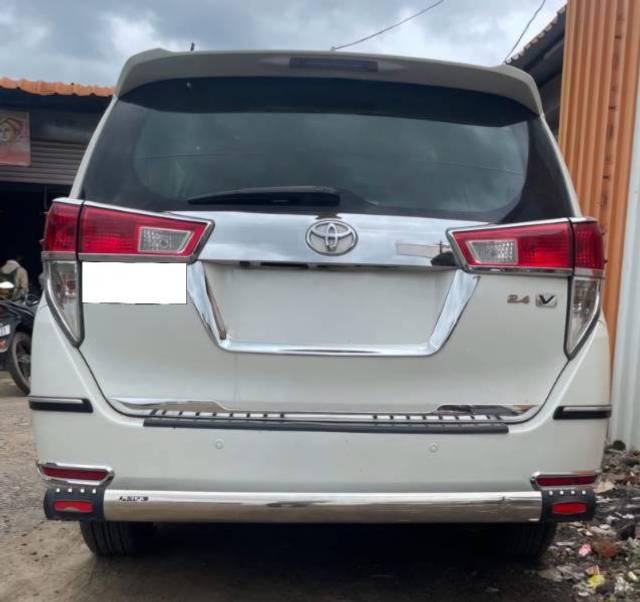 https://images10.gaadi.com/usedcar_image/4605015/original/processed_7e1c050d-e946-465e-ab67-c87f0a55cab8.jpg?imwidth=6402