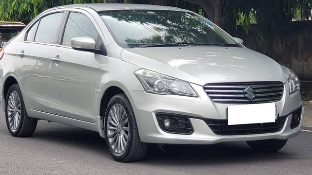 https://images10.gaadi.com/usedcar_image/4605017/original/processed_735c1280-86b7-43fb-9774-54a066919e85.jpg?imwidth=6400