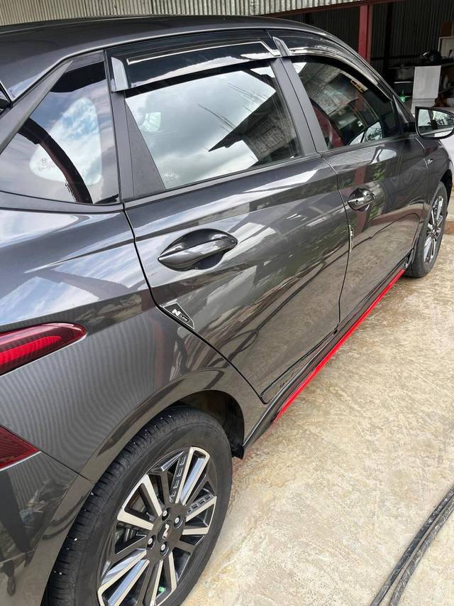 https://images10.gaadi.com/usedcar_image/4605029/original/processed_40a704df-8276-4917-8fc2-f580338820b4.jpg?imwidth=6401
