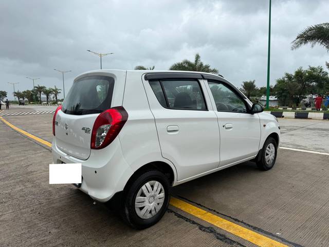 https://images10.gaadi.com/usedcar_image/4605097/original/processed_23d1424e-59b2-4e09-8691-afc9cdeb9008.jpg?imwidth=6402