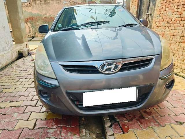 https://images10.gaadi.com/usedcar_image/4605105/original/processed_916fb033-ebf4-4012-8c97-53bf6c1a4e0b.jpg?imwidth=6400