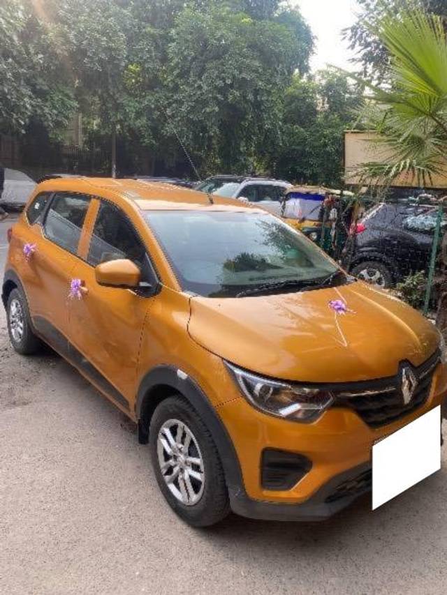 https://images10.gaadi.com/usedcar_image/4605113/original/processed_00024995-4196-4686-8ee1-cc921c79275a.jpeg?imwidth=6401