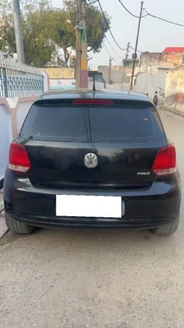https://images10.gaadi.com/usedcar_image/4605114/original/processed_c172531a-c824-4ec4-a001-74ca1ca314ca.jpeg?imwidth=6402