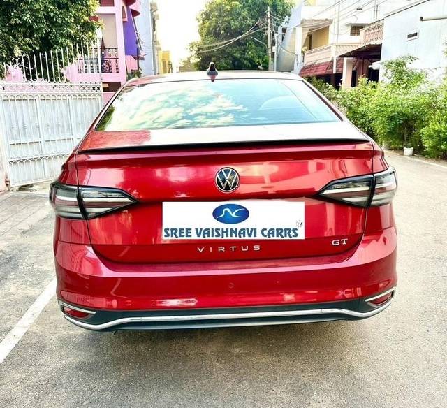 https://images10.gaadi.com/usedcar_image/4605172/original/processed_da2763818ccd27e38e9c10571b5e42ec.jpg?imwidth=6401