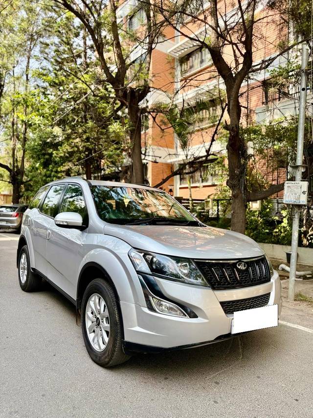 https://images10.gaadi.com/usedcar_image/4605175/original/processed_613287305dff532db30cc695af1c6bec.jpg?imwidth=6400