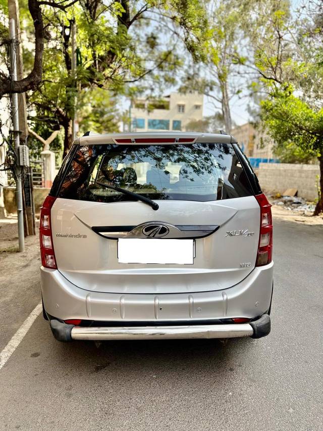 https://images10.gaadi.com/usedcar_image/4605175/original/processed_d7b003b0c3e3453dc23a0c902783372d.jpg?imwidth=6401