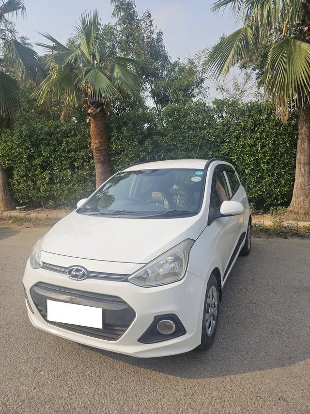 https://images10.gaadi.com/usedcar_image/4605179/original/processed_77235eed05654ea38c23b50f1e62ae97.jpg?imwidth=6400